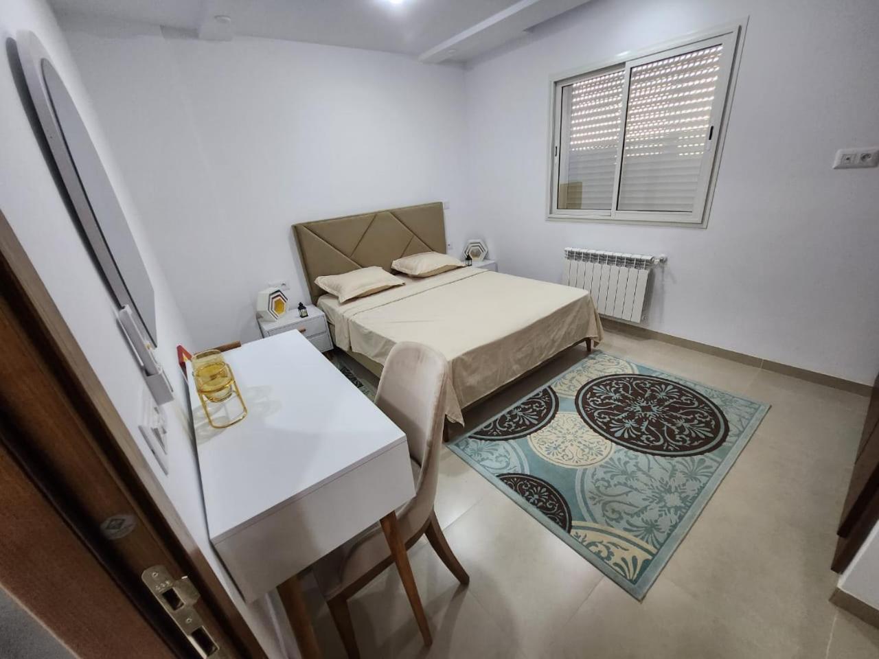Apartamento Elegant S1 Meuble Garde A Ariana -Tunis Exterior foto